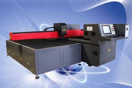 炭素鋼/ステンレス鋼 CNC レーザーの打抜き機 1200mm * 900mm